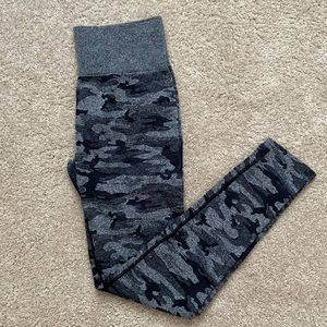 Shein Leggings camo black